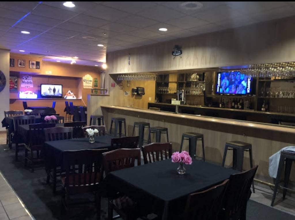 fresh 2 go bar grill & lounge | restaurant | 306 E Main St Suite 203, Stockton, CA 95202, USA | 2096886718 OR +1 209-688-6718