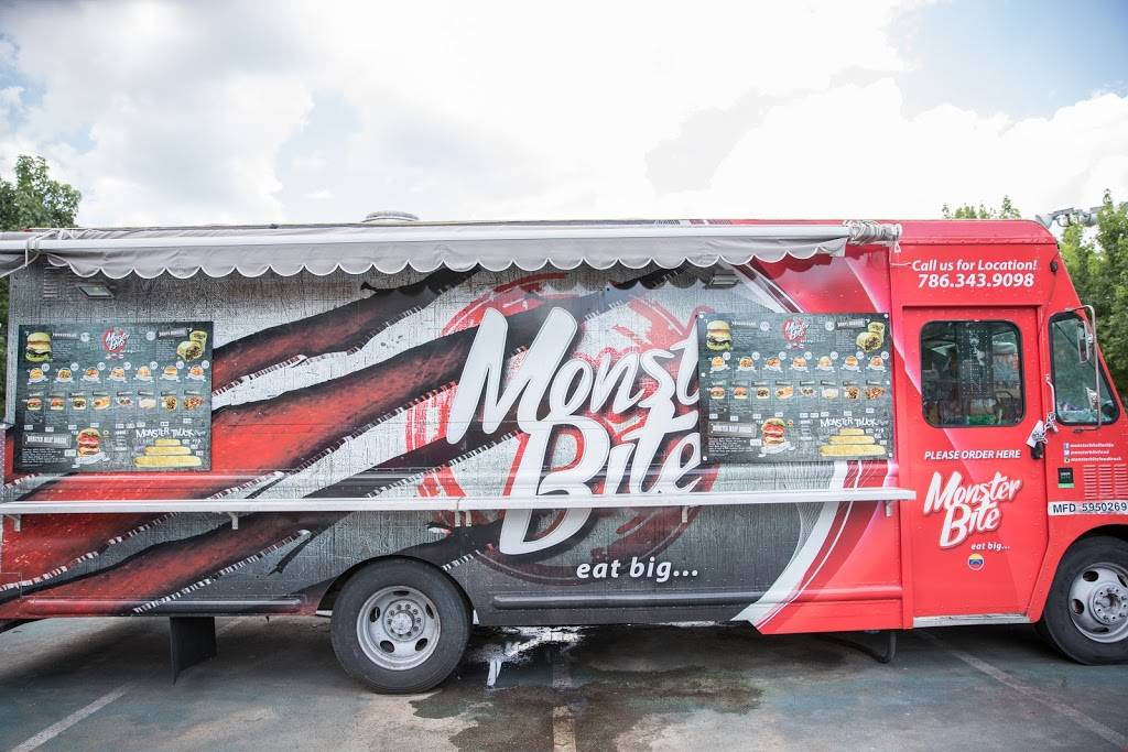 World Food Trucks | restaurant | 5805 W Irlo Bronson Memorial Hwy, Kissimmee, FL 34746, USA | 8882798411 OR +1 888-279-8411