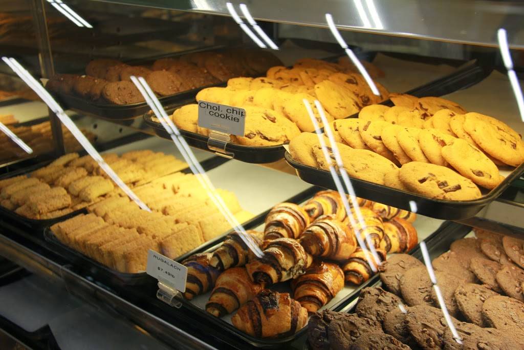 Cambridge Farms | bakery | 1616, 12431 Burbank Blvd, Valley Village, CA 91607, USA | 8185066661 OR +1 818-506-6661
