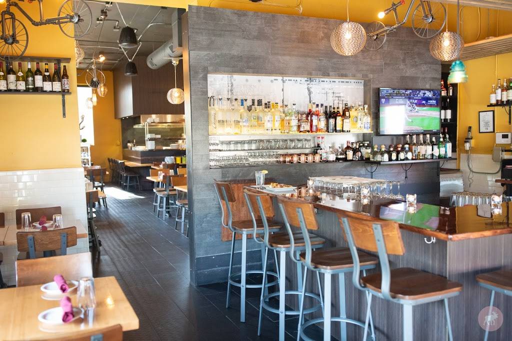 Bon Ami | restaurant | 295 S Pennsylvania St, Denver, CO 80209, USA | 3038624959 OR +1 303-862-4959