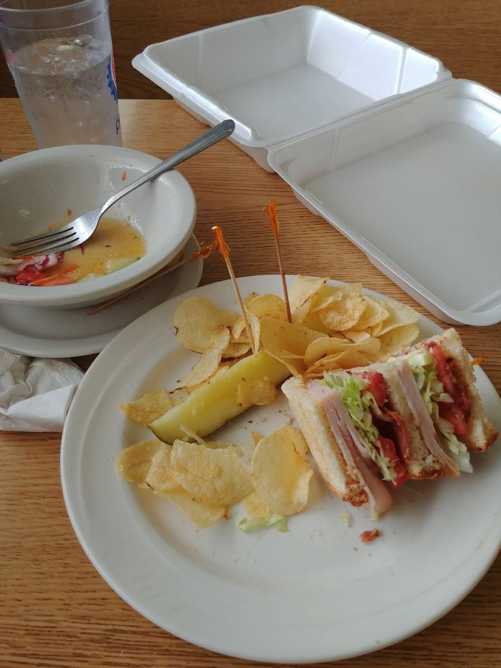 Whitmore Coney | restaurant | 9445 Main St, Whitmore Lake, MI 48189, USA | 7344494405 OR +1 734-449-4405