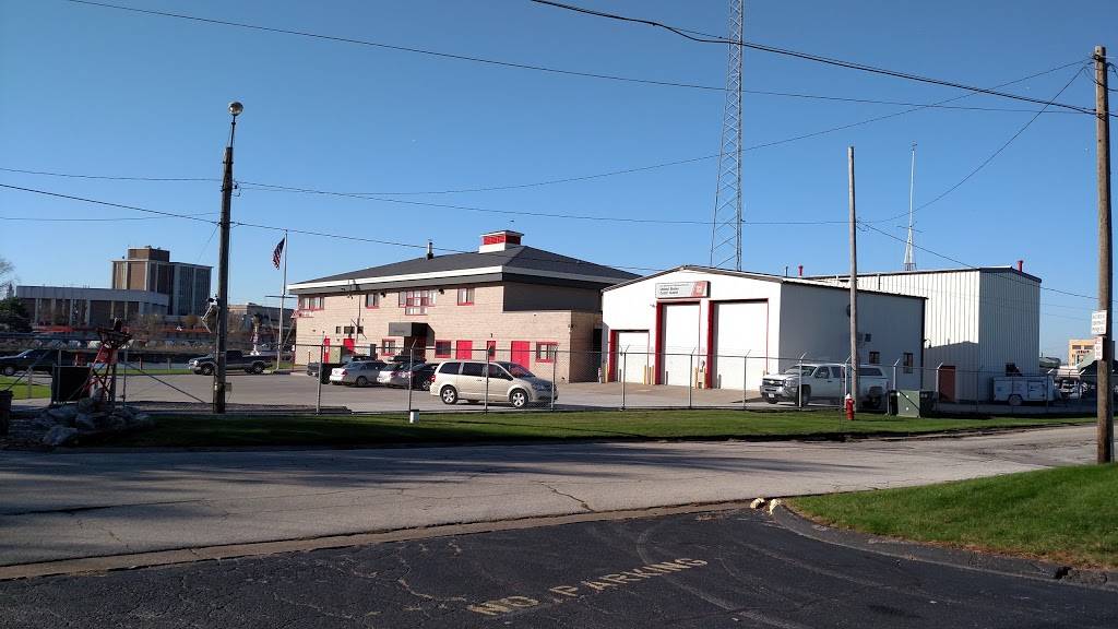 Mangines Cafe | restaurant | 229 Colorado Ave, Lorain, OH 44052, USA | 4402881858 OR +1 440-288-1858