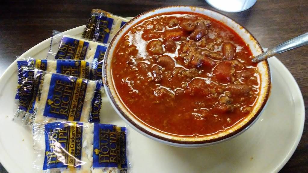 Kellys Kafe | restaurant | 24 Front St, Big Sandy, TN 38221, USA | 7315933025 OR +1 731-593-3025