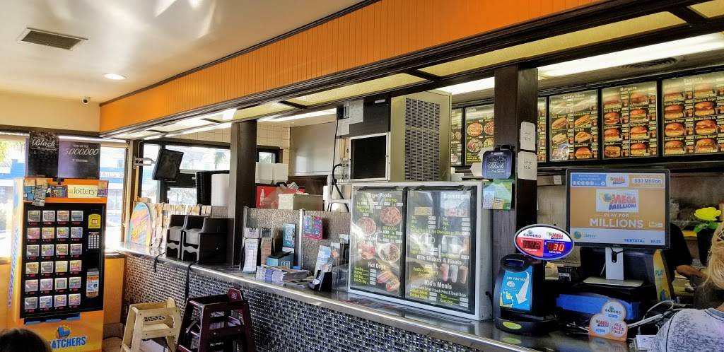 Steves | restaurant | 18202 Prairie Ave, Torrance, CA 90504, USA | 3105429600 OR +1 310-542-9600