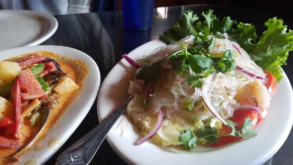 Sala Thai | restaurant | 3400 Russell St, Detroit, MI 48207, USA | 3138311302 OR +1 313-831-1302