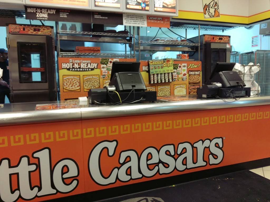 Little Caesars Pizza | meal takeaway | 1009 W Galena Ave, Freeport, IL 61032, USA | 8156168336 OR +1 815-616-8336