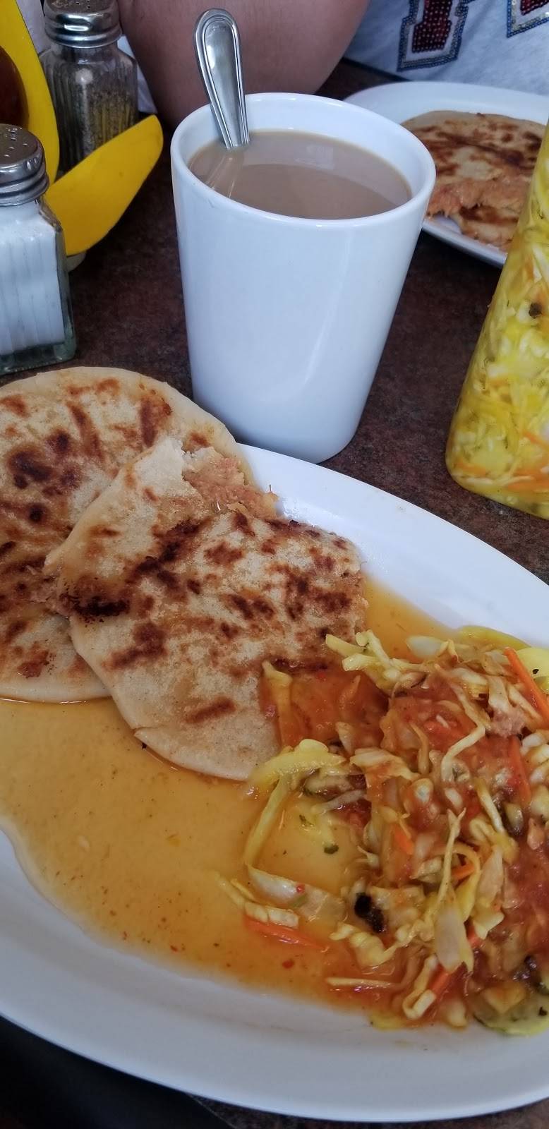 El Salvadoreño Restaurant | restaurant | 120 Broad St, Lynn, MA 01902, USA | 7815960228 OR +1 781-596-0228