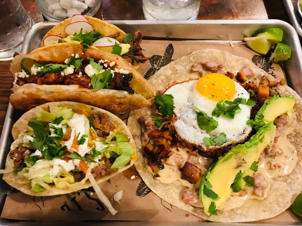 Papis Taqueria | restaurant | 1012 Ocean Blvd, Isle of Palms, SC 29451, USA | 8439267274 OR +1 843-926-7274