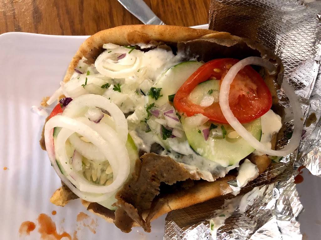 Chriss Charcoal Pit | restaurant | 1946 West St, Annapolis, MD 21401, USA | 4102665200 OR +1 410-266-5200