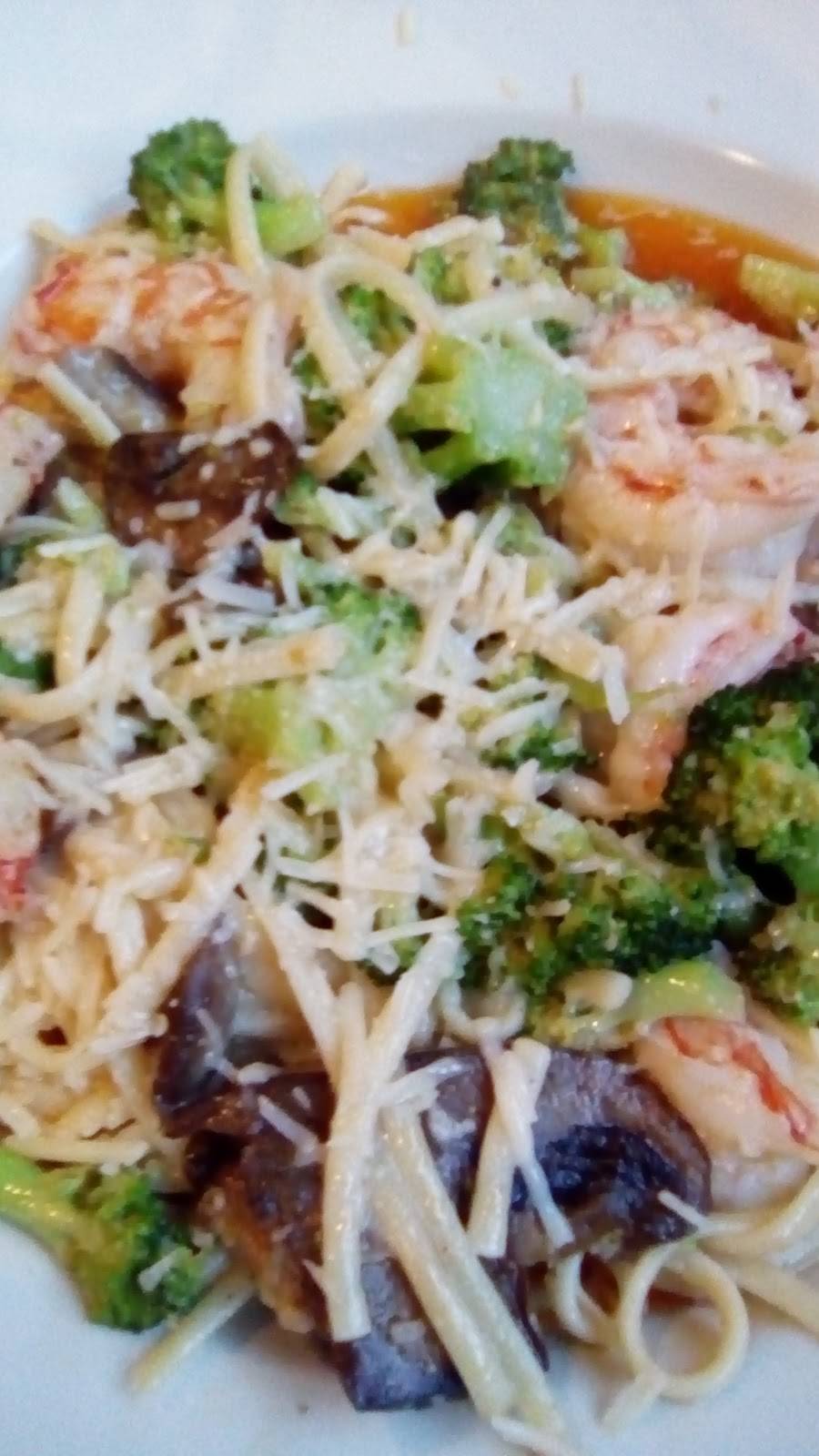 Deckers LH Grill | restaurant | 493 S Lakeview Dr, Lake Helen, FL 32744, USA | 3862284289 OR +1 386-228-4289