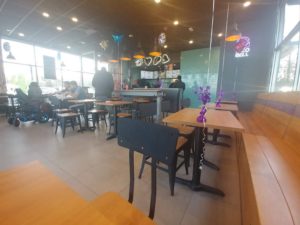 Taco Bell | restaurant | 4041 US-1, Monmouth Junction, NJ 08852, USA | 7322477801 OR +1 732-247-7801