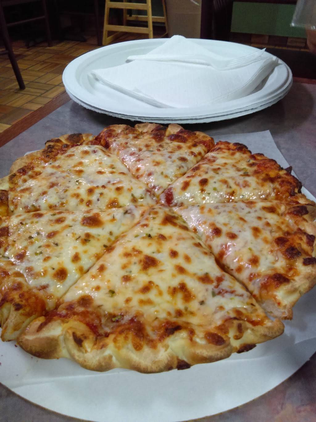 Pizza Wheel | restaurant | 103 N Buckeye St, Bellevue, OH 44811, USA | 4194837452 OR +1 419-483-7452