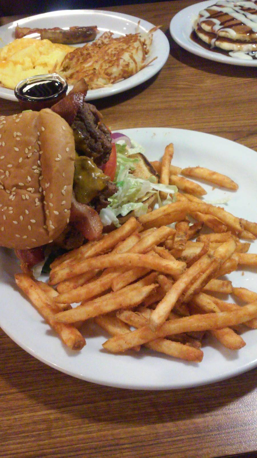 Dennys | restaurant | 5002 N 7th St, Phoenix, AZ 85014, USA | 6022797721 OR +1 602-279-7721