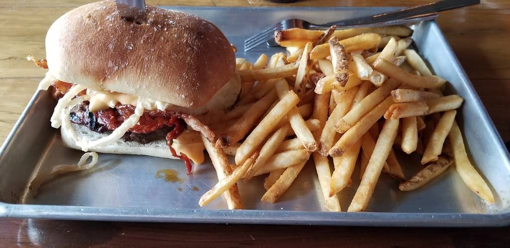 Hungry Tarpon Restaurant | restaurant | 77522 Overseas Hwy, Islamorada, FL 33036, USA | 3056640535 OR +1 305-664-0535