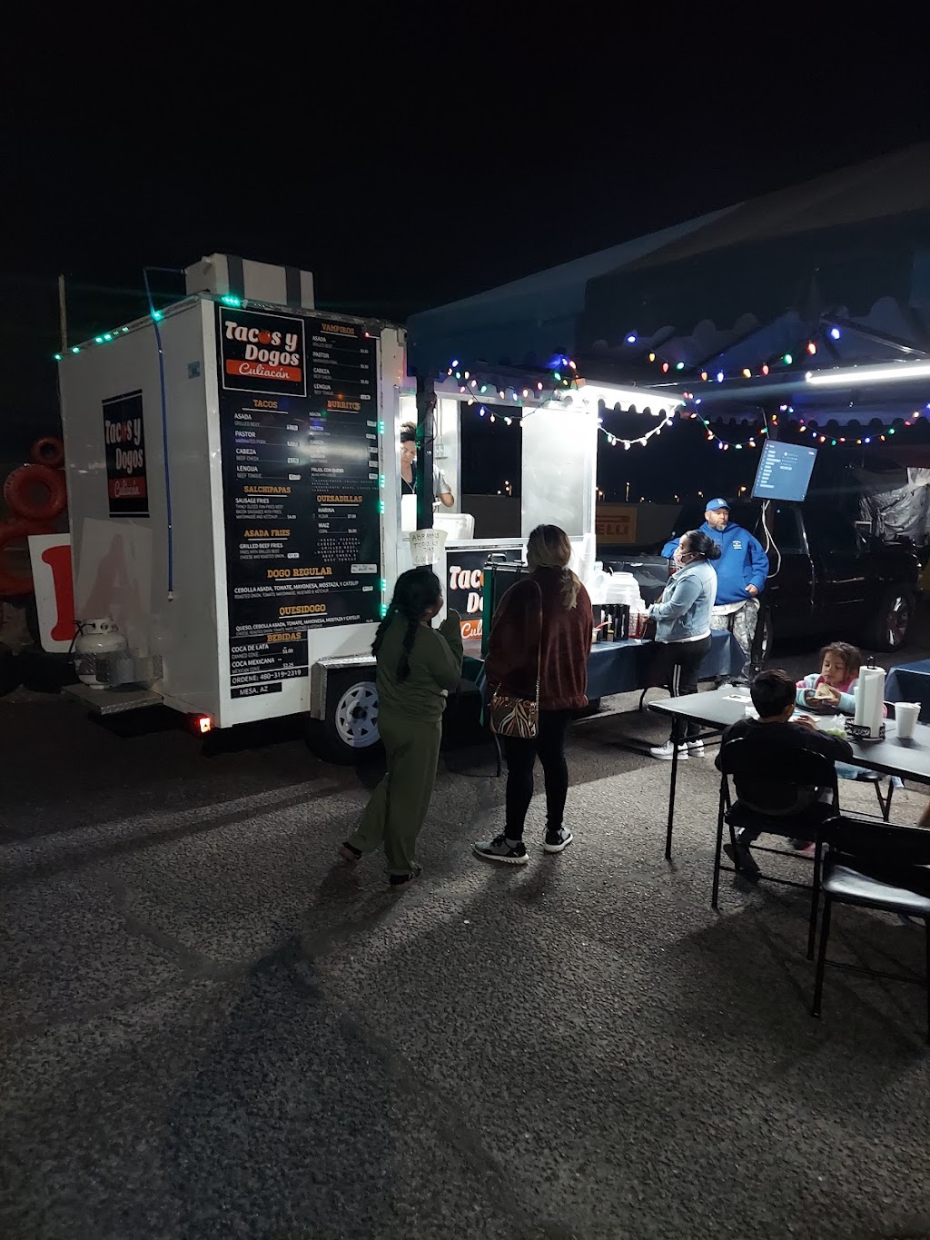 Tacos y Dogos Culiacan | restaurant | 10402 E Apache Trail, Apache Junction, AZ 85120, USA | 4803192319 OR +1 480-319-2319