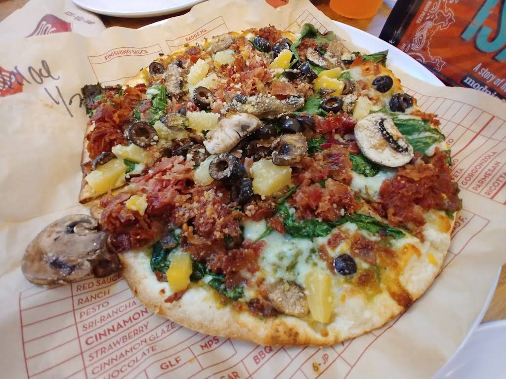 MOD Pizza | restaurant | CASTRO VILLAGE, 3384 Village Dr, Castro Valley, CA 94546, USA | 5108067650 OR +1 510-806-7650