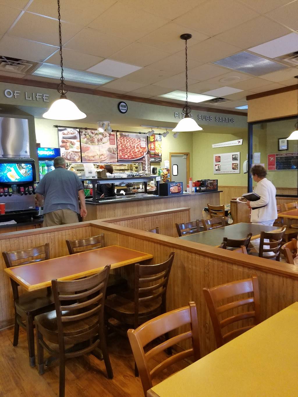 Donatos Pizza | restaurant | 855 Lexington Ave, Mansfield, OH 44907, USA | 4197565885 OR +1 419-756-5885