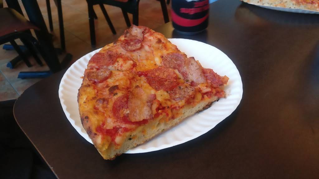 Pizzaiolo Gourmet Pizza | restaurant | 56 Lakeshore Rd E, Mississauga, ON L5G 1E1, Canada | 9052717121 OR +1 905-271-7121