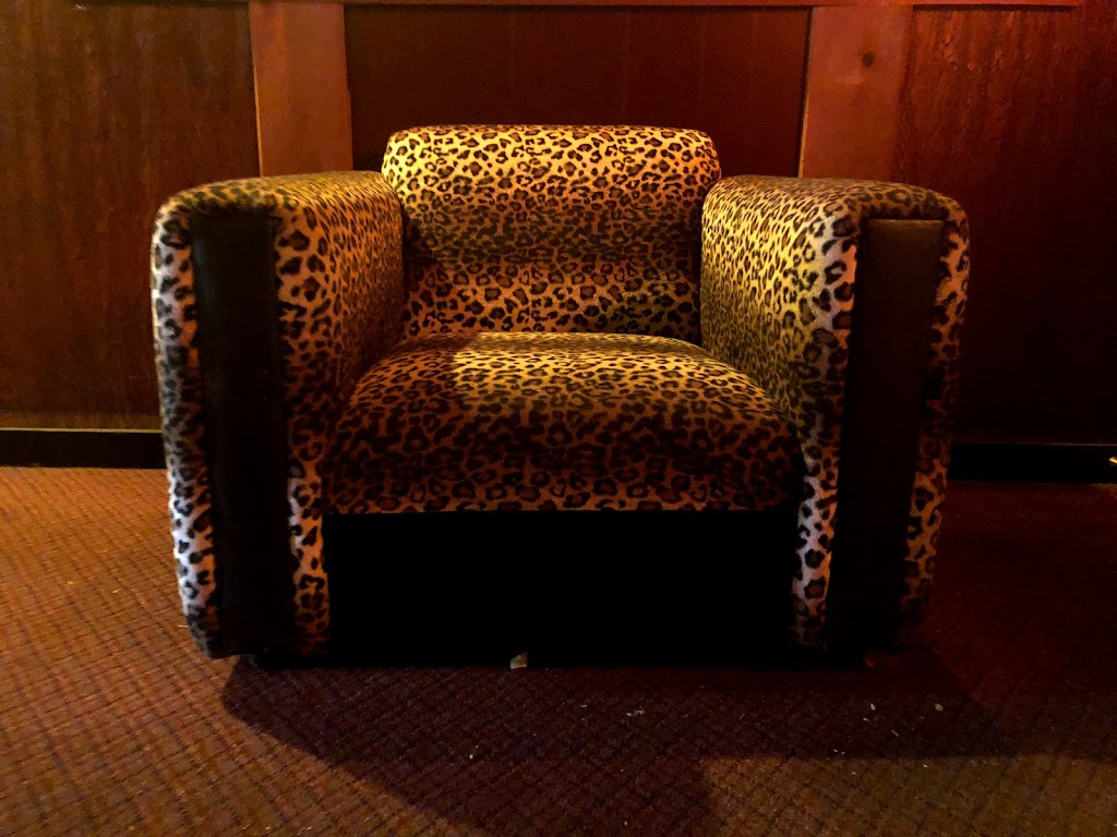 Lucky Boys | restaurant | 1615 Genessee St, Kansas City, MO 64102, USA | 8164428131 OR +1 816-442-8131