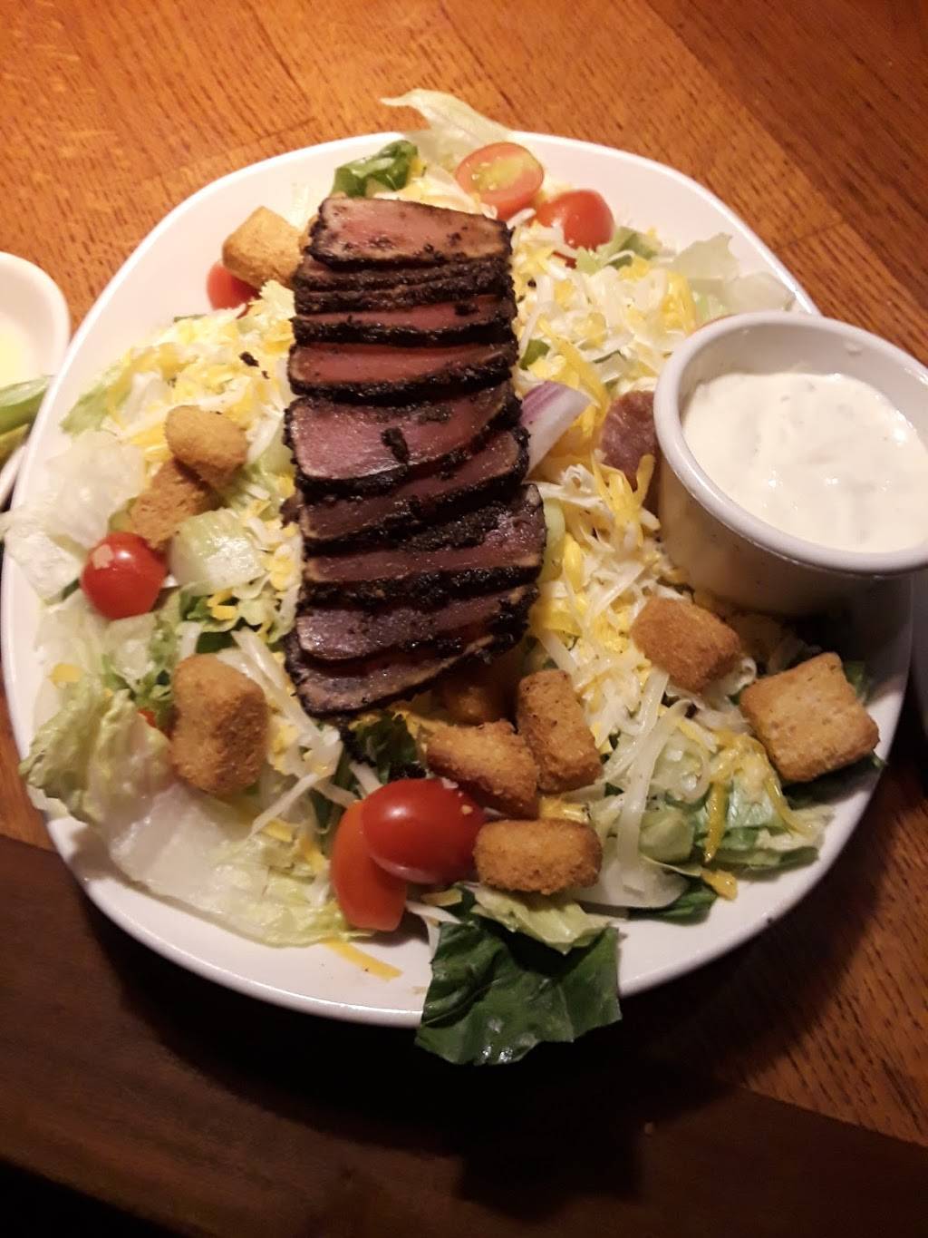 Outback Steakhouse | restaurant | 8145 Point Meadows Way, Jacksonville, FL 32256, USA | 9043633839 OR +1 904-363-3839