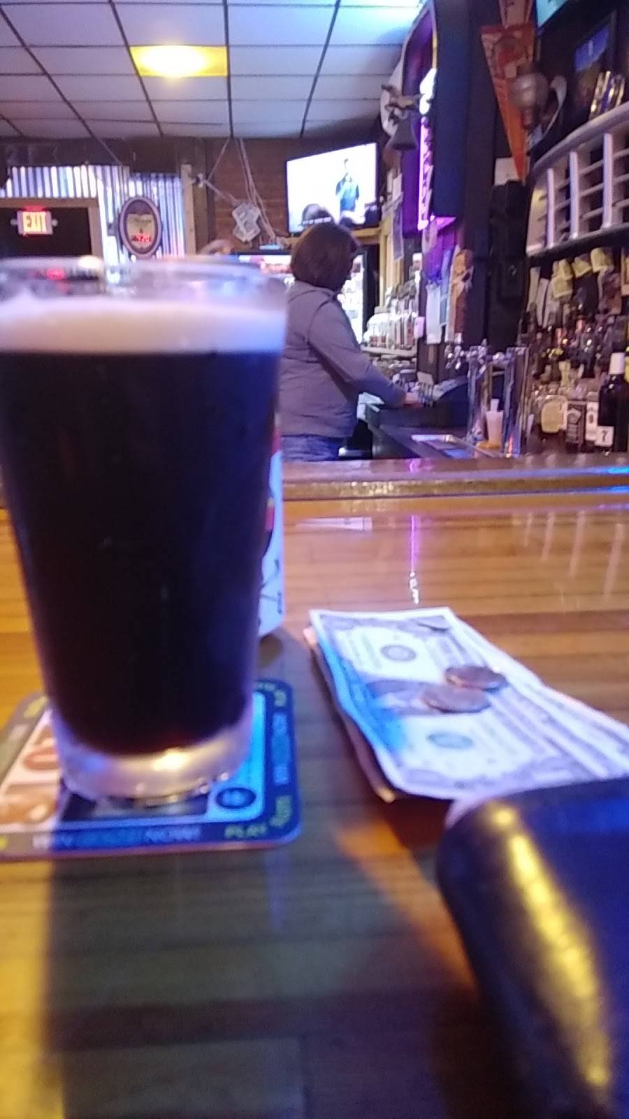 Old Seven Saloon | restaurant | 103 E State St, Palmyra, IL 62674, USA | 2174362613 OR +1 217-436-2613