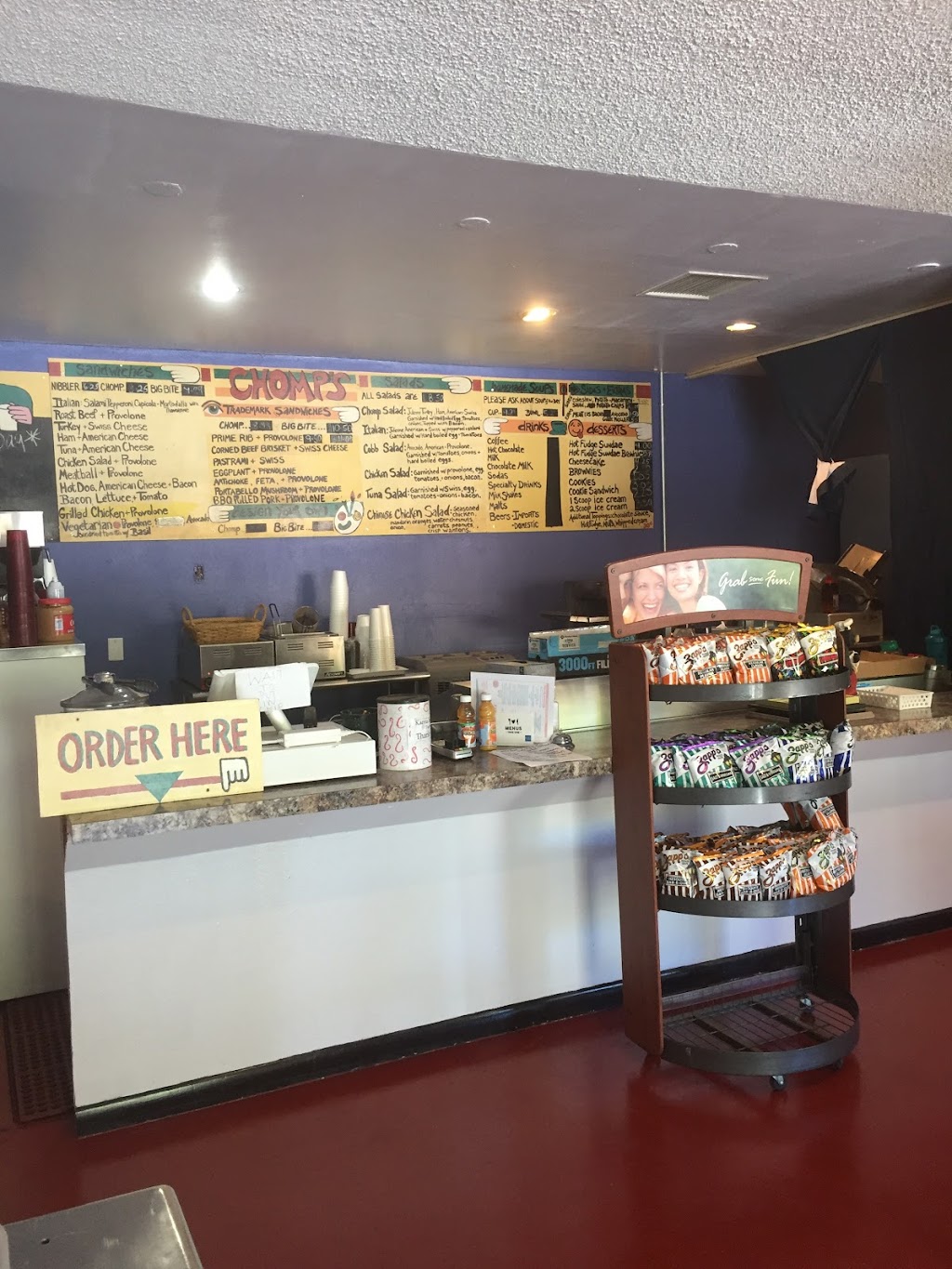 Chomps Deli | restaurant | 216 B, 6th St, Glenwood Springs, CO 81601, USA | 9709459355 OR +1 970-945-9355