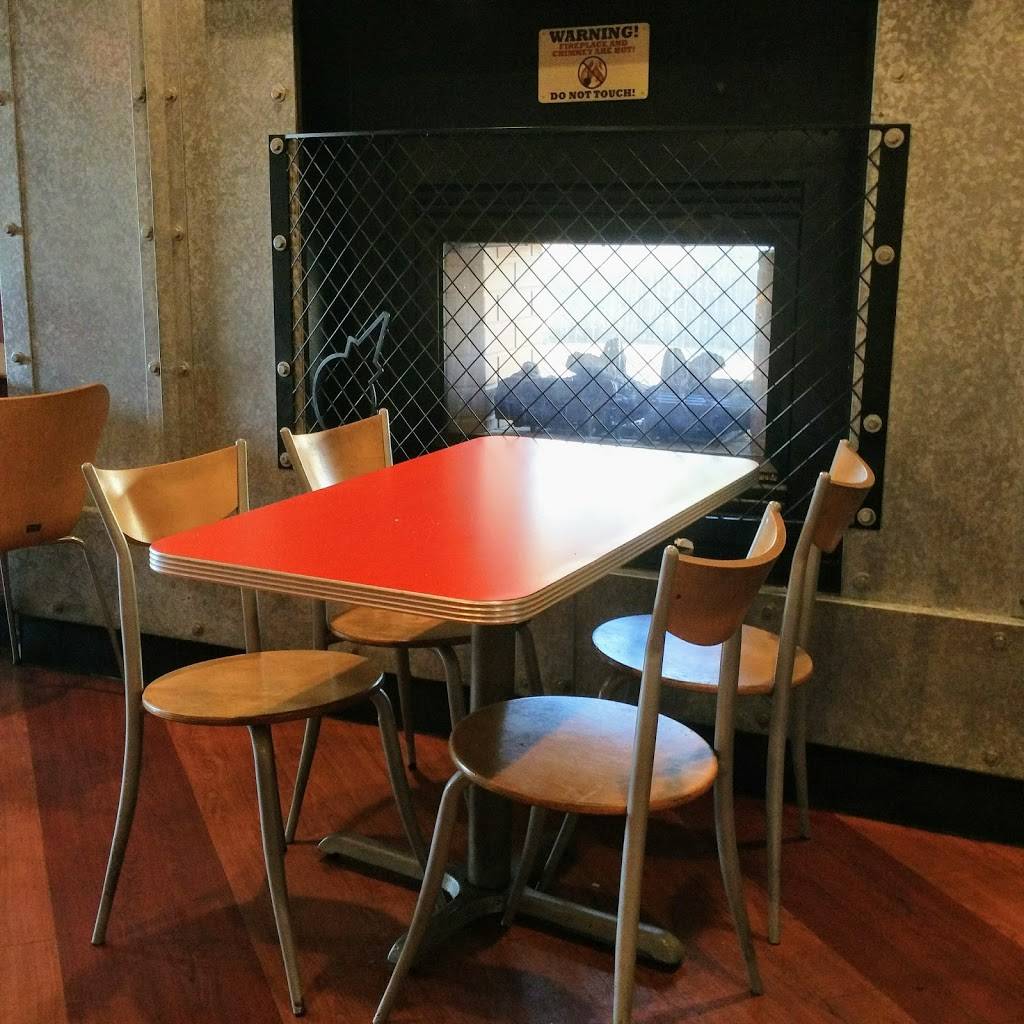 Jack in the Box | restaurant | 1905 Garnet Ave, San Diego, CA 92109, USA | 8582725712 OR +1 858-272-5712