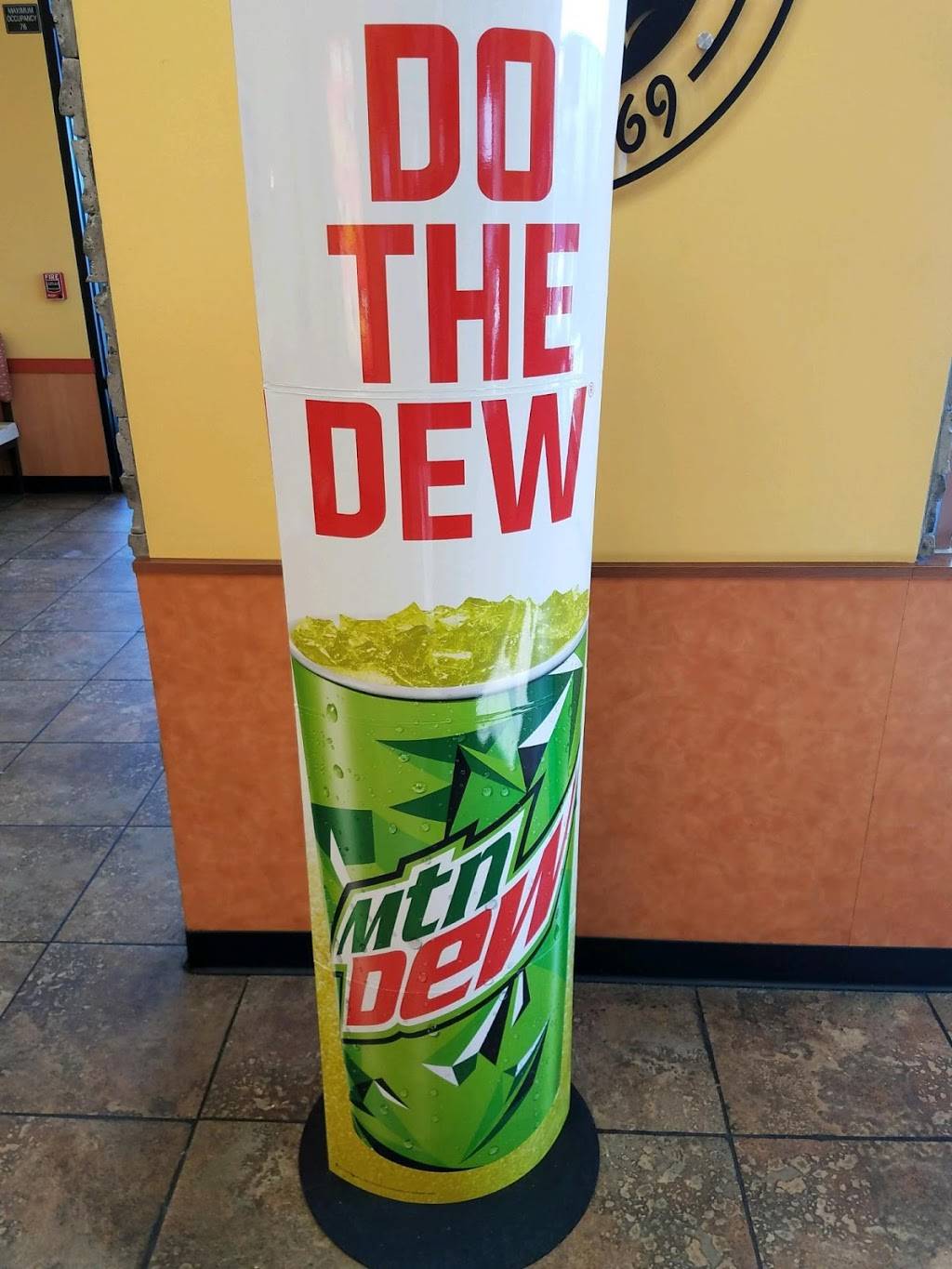 Taco Johns | restaurant | 205 Hickman Rd, Waukee, IA 50263, USA | 5152162204 OR +1 515-216-2204