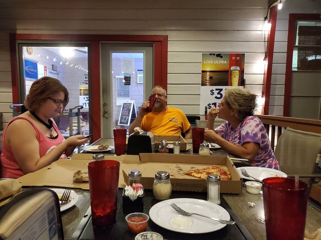 VIP Pizza | restaurant | 34988 Hammerhead Rd Suite A, Vinita, OK 74301, USA | 9187823239 OR +1 918-782-3239