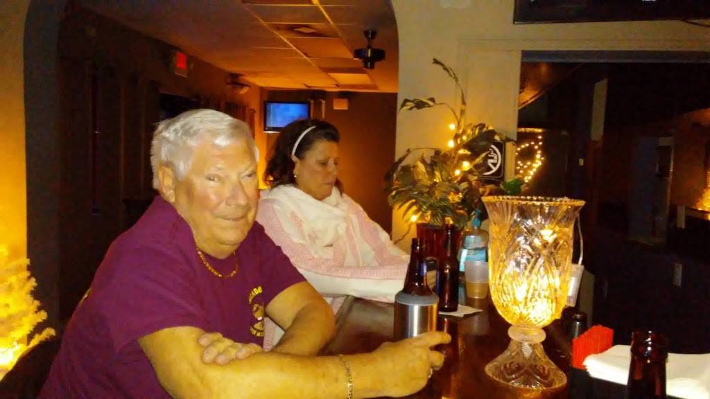 hideaway | restaurant | 1021 2nd Ave N, North Myrtle Beach, SC 29582, USA | 8432805301 OR +1 843-280-5301