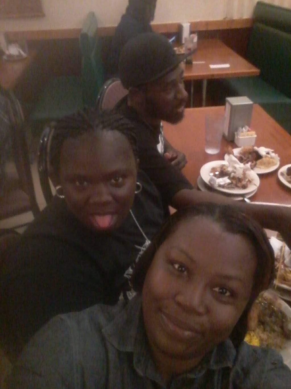 Golden Crown Restaurant | restaurant | 300 Whitman Ave, Florence, SC 29501, USA | 8436793838 OR +1 843-679-3838