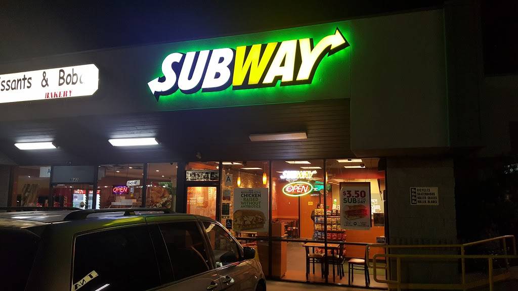 Subway Restaurants | restaurant | 9845 Topanga Canyon Blvd, Chatsworth, CA 91311, USA | 8187001526 OR +1 818-700-1526