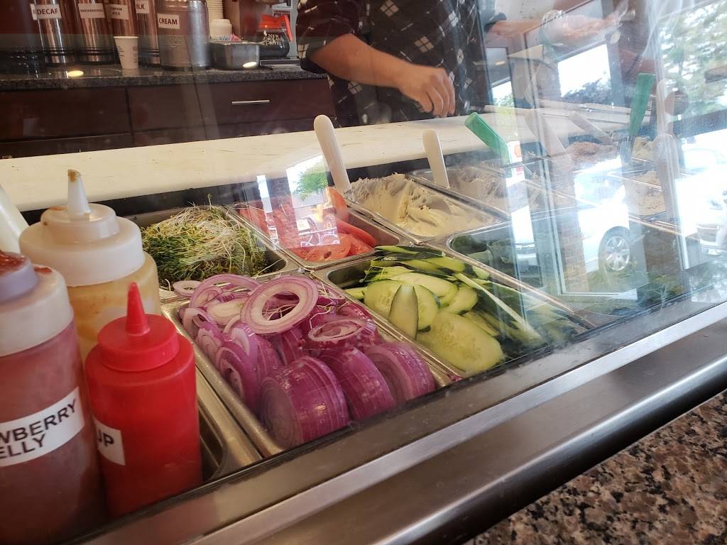 Bagel World II Bakery & Deli | bakery | 203 Canal St, Salem, MA 01970, USA | 9787415225 OR +1 978-741-5225