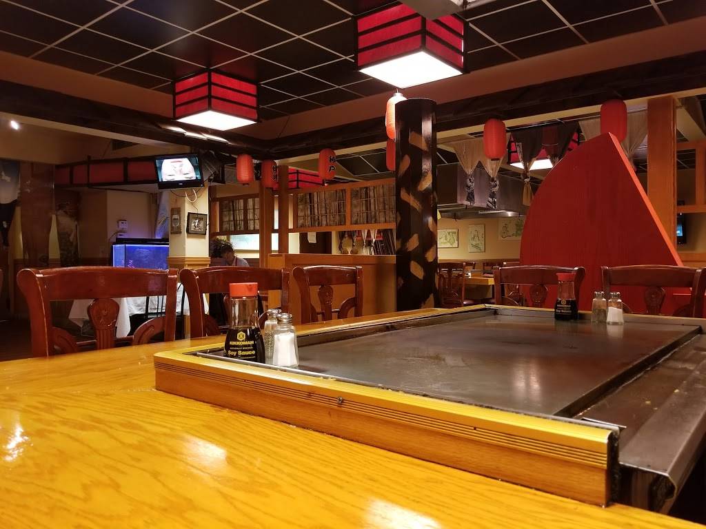 Kobe Japanese Steakhouse | restaurant | 2907 W 6th St, Lawrence, KS 66049, USA | 7858383399 OR +1 785-838-3399