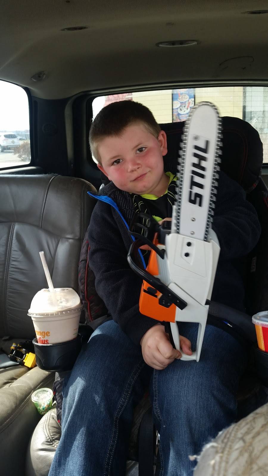 Dairy Queen Grill & Chill | restaurant | 40 Putnam Plaza, Greencastle, IN 46135, USA | 7656308156 OR +1 765-630-8156