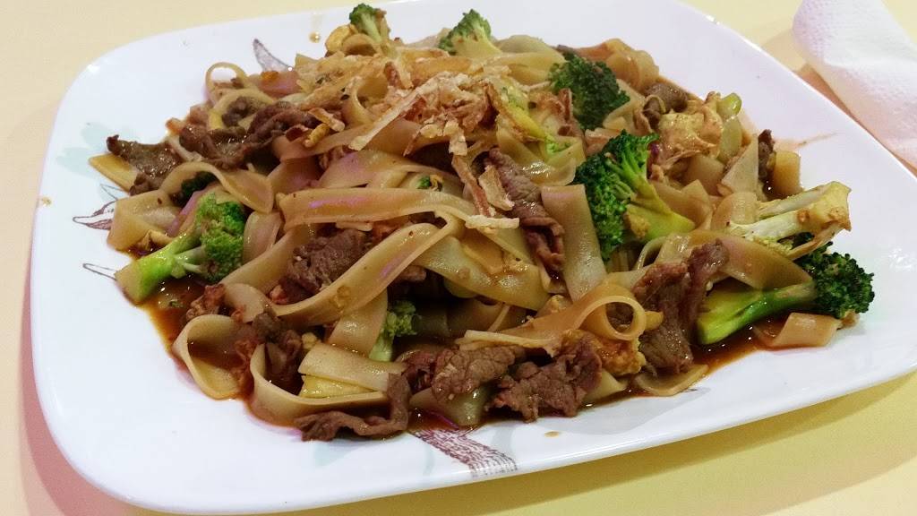 Thai Chef | restaurant | 44801 Hayes Rd, Sterling Heights, MI 48313, USA | 5865669575 OR +1 586-566-9575