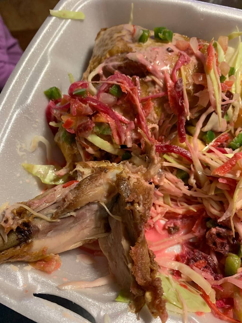 Pupuseria y Restaurante El Salvador | restaurant | 3418 S Main St, Elkhart, IN 46517, USA | 5743263539 OR +1 574-326-3539