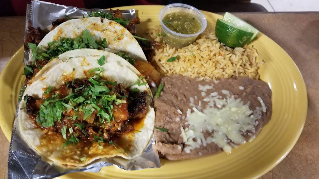 La Plaza Mexican Restaurant | restaurant | 2055 Fairview Blvd E, Fairview, TN 37062, USA | 6157996150 OR +1 615-799-6150