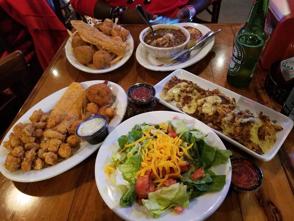 Boudreauxs Cajun Kitchen | restaurant | 5475 W Loop S, Houston, TX 77081, USA | 7138382200 OR +1 713-838-2200