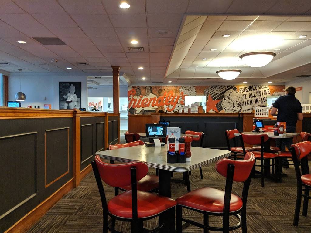 Friendlys | restaurant | 3125 Market St, Camp Hill, PA 17011, USA | 7179759611 OR +1 717-975-9611