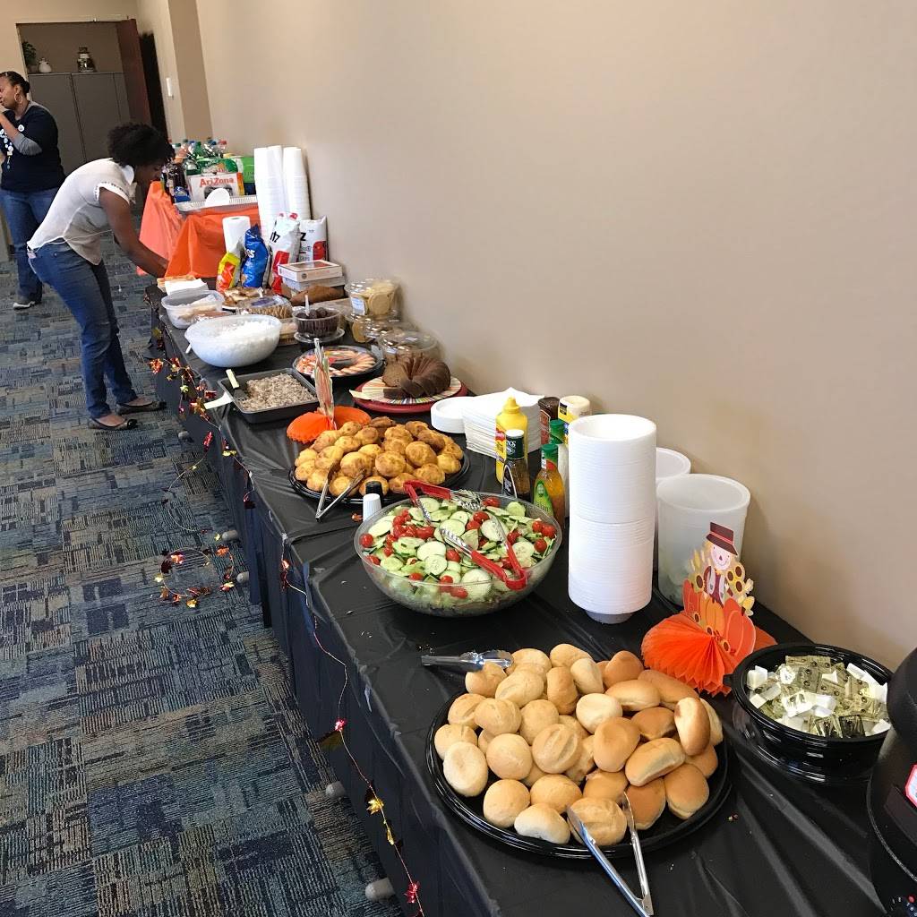 Bullseyes Pit Beef & Catering | restaurant | 7914 Belair Rd, Baltimore, MD 21236, USA | 4106657500 OR +1 410-665-7500