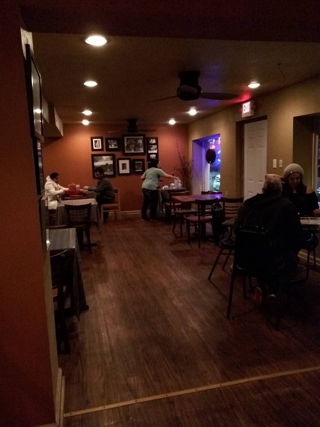 Bangkok Inn | restaurant | 6033 Oram St, Dallas, TX 75206, USA | 2148218979 OR +1 214-821-8979