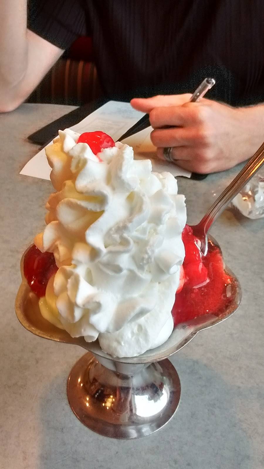 Friendlys | restaurant | 7134 Governor Ritchie Hwy, Glen Burnie, MD 21061, USA | 4107617362 OR +1 410-761-7362