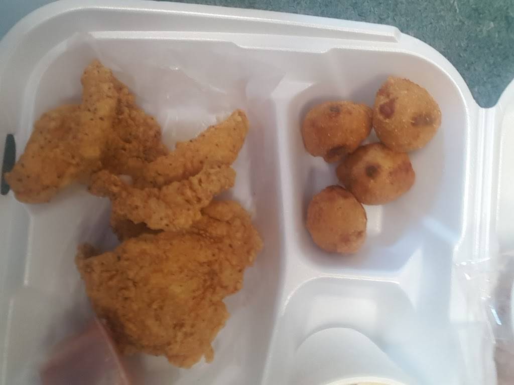 Family Fish Market | restaurant | 18503 S Avalon Blvd, Carson, CA 90746, USA | 3105155352 OR +1 310-515-5352