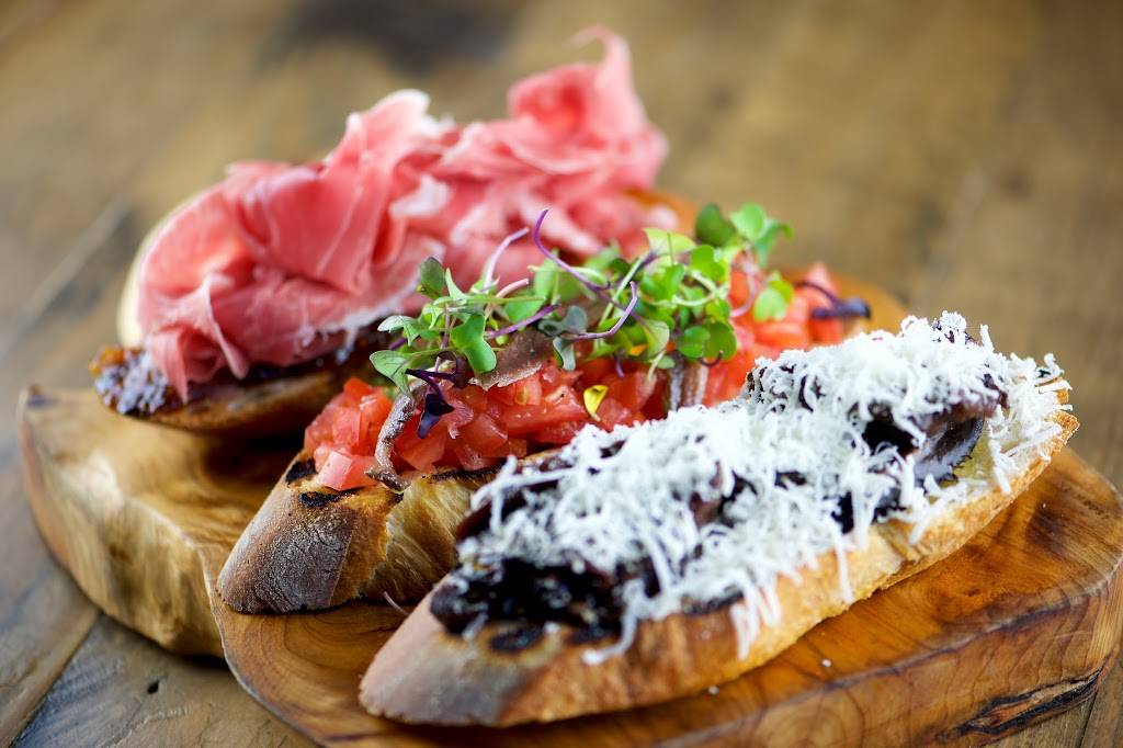 La Fontana Ristorante | restaurant | 10702 NW 74th St, Doral, FL 33178, USA | 3054709614 OR +1 305-470-9614