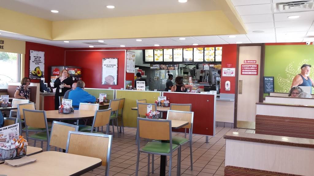 Del Taco | meal takeaway | 6275 Foothill Blvd, Tujunga, CA 91042, USA | 8188623029 OR +1 818-862-3029