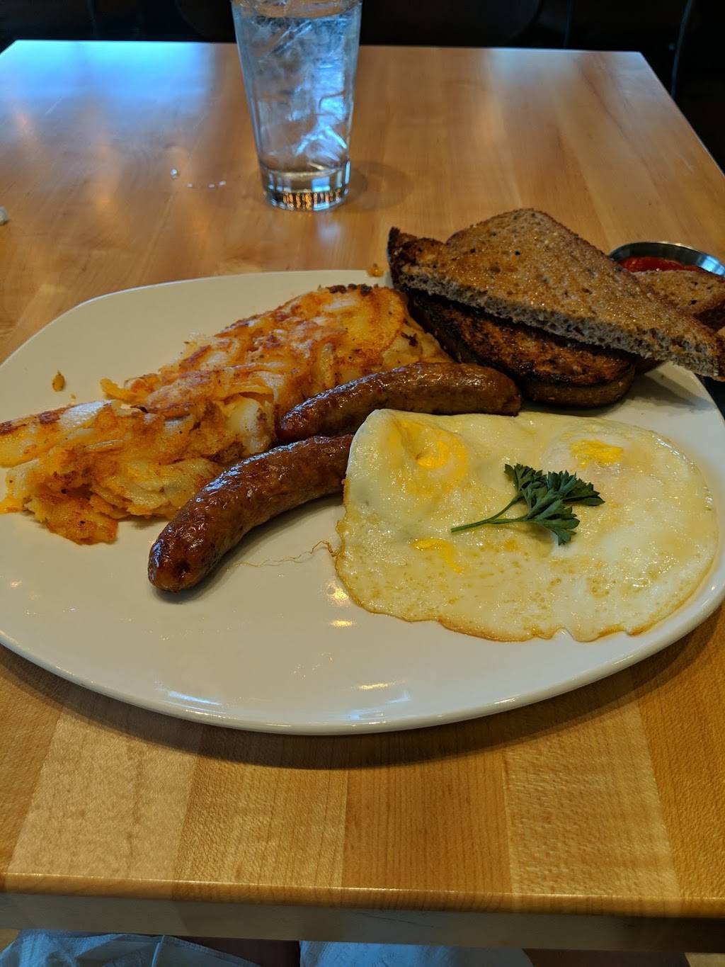 Yolk Cafe | restaurant | 20811 N Cave Creek Rd Ste #101, Phoenix, AZ 85024, USA | 6026109655 OR +1 602-610-9655