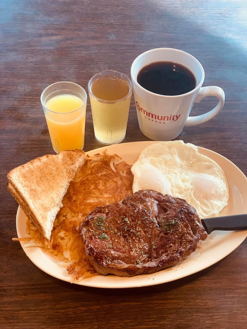 Blue Mound Cafe - Belkap | restaurant | 3701 E Belknap St, Fort Worth, TX 76111, USA | 8178879366 OR +1 817-887-9366