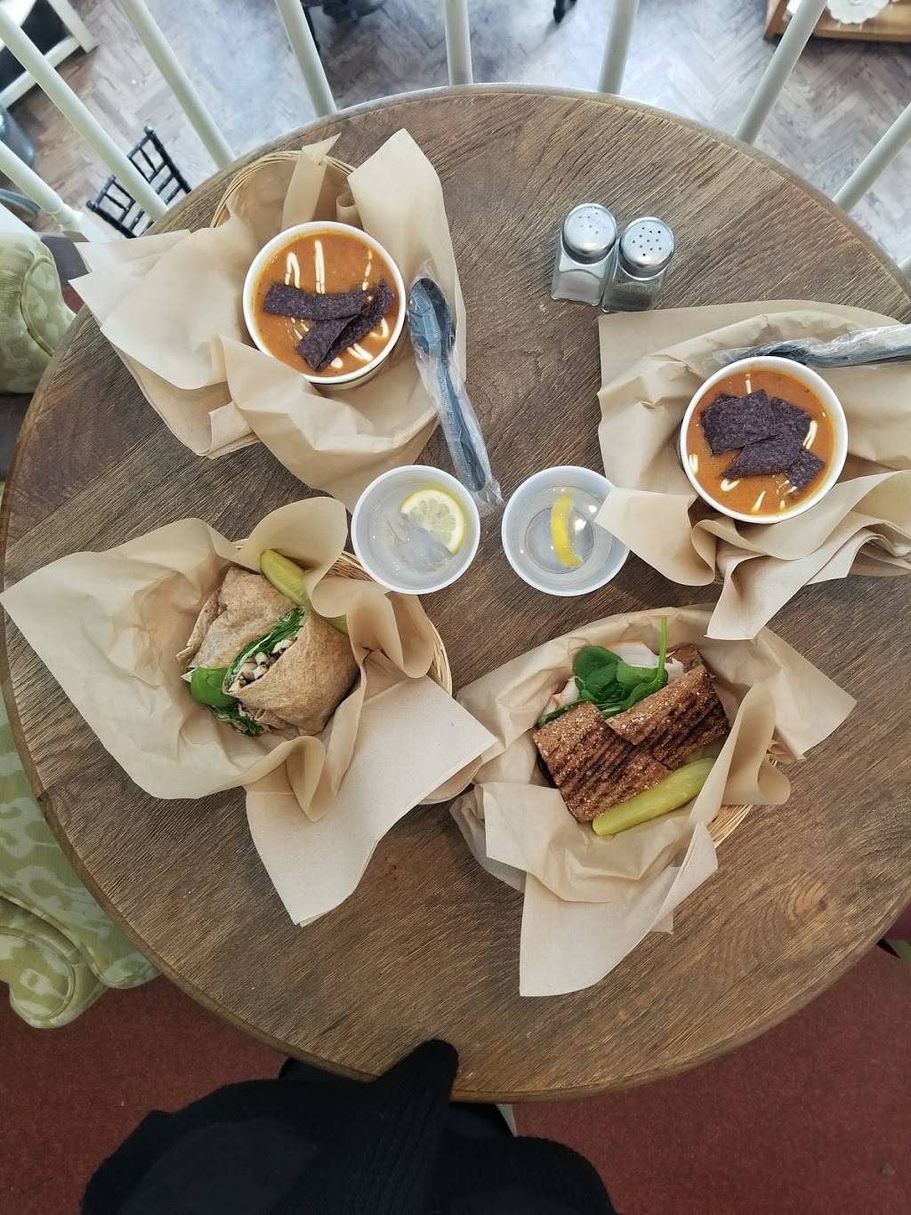 Farm Basket | meal takeaway | 2008 Langhorne Rd, Lynchburg, VA 24501, USA | 4345281107 OR +1 434-528-1107