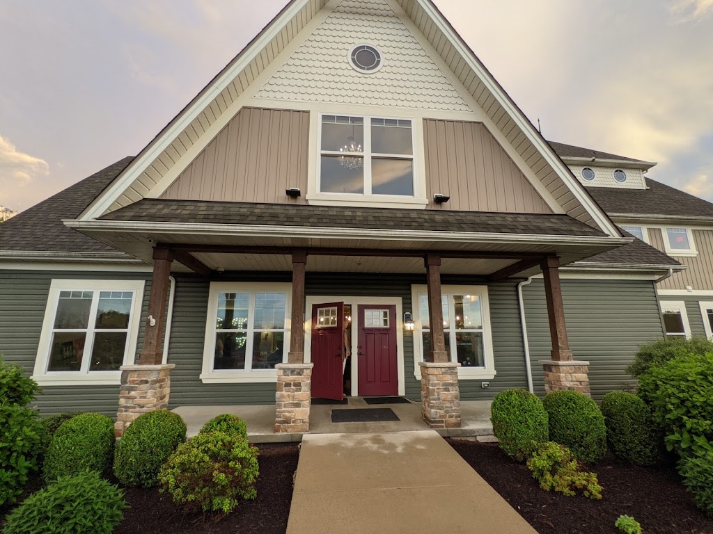 High & Low Winery + Bistro | restaurant | 588 Medina Rd, Medina, OH 44256, USA | 8444664456 OR +1 844-466-4456